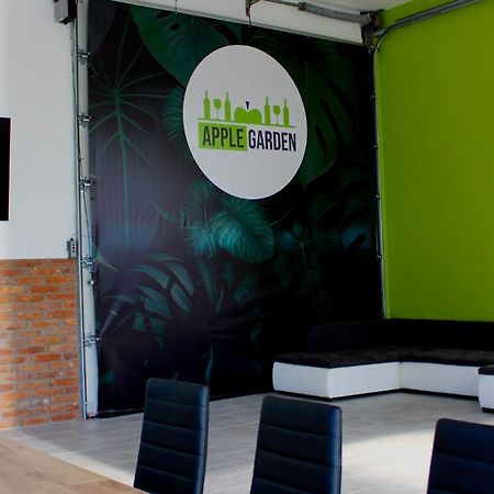 Applegarden Villa เดเบรตเซน ภายนอก รูปภาพ