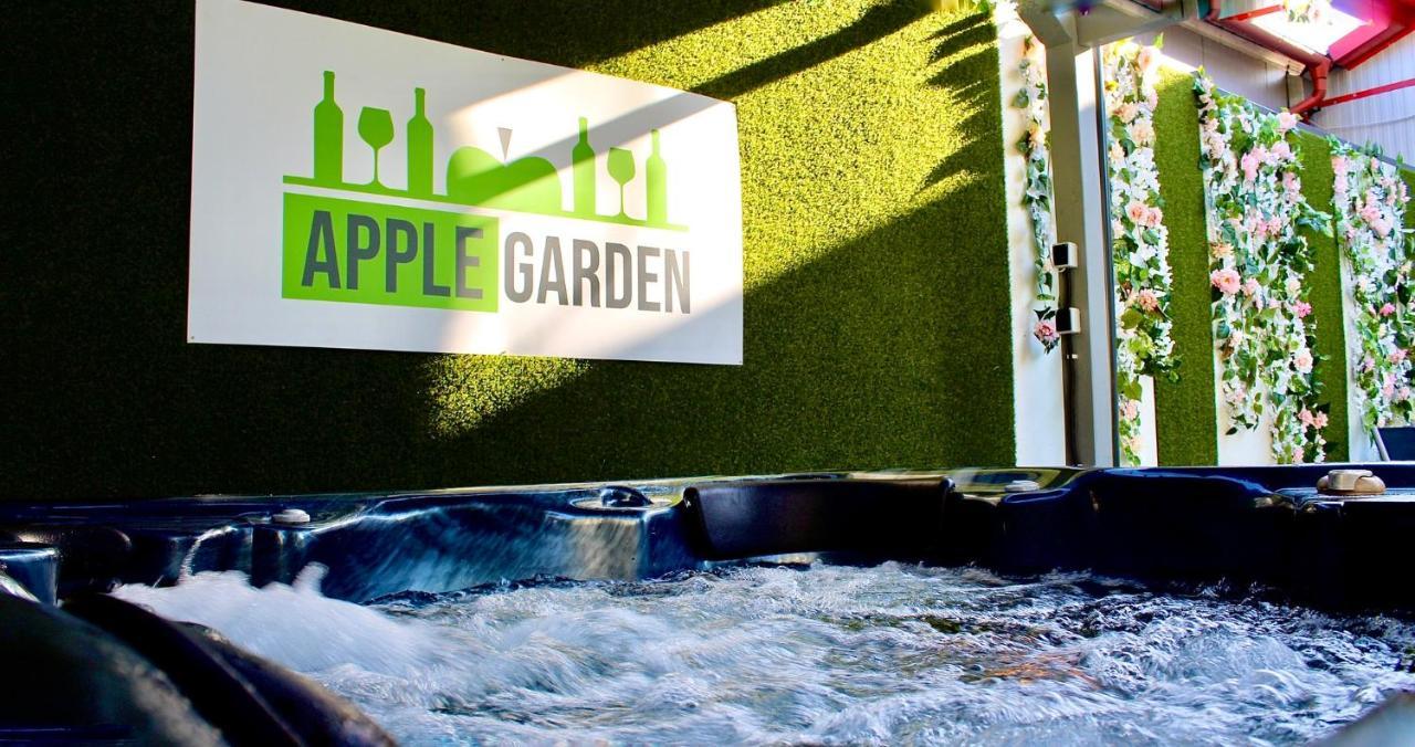 Applegarden Villa เดเบรตเซน ภายนอก รูปภาพ
